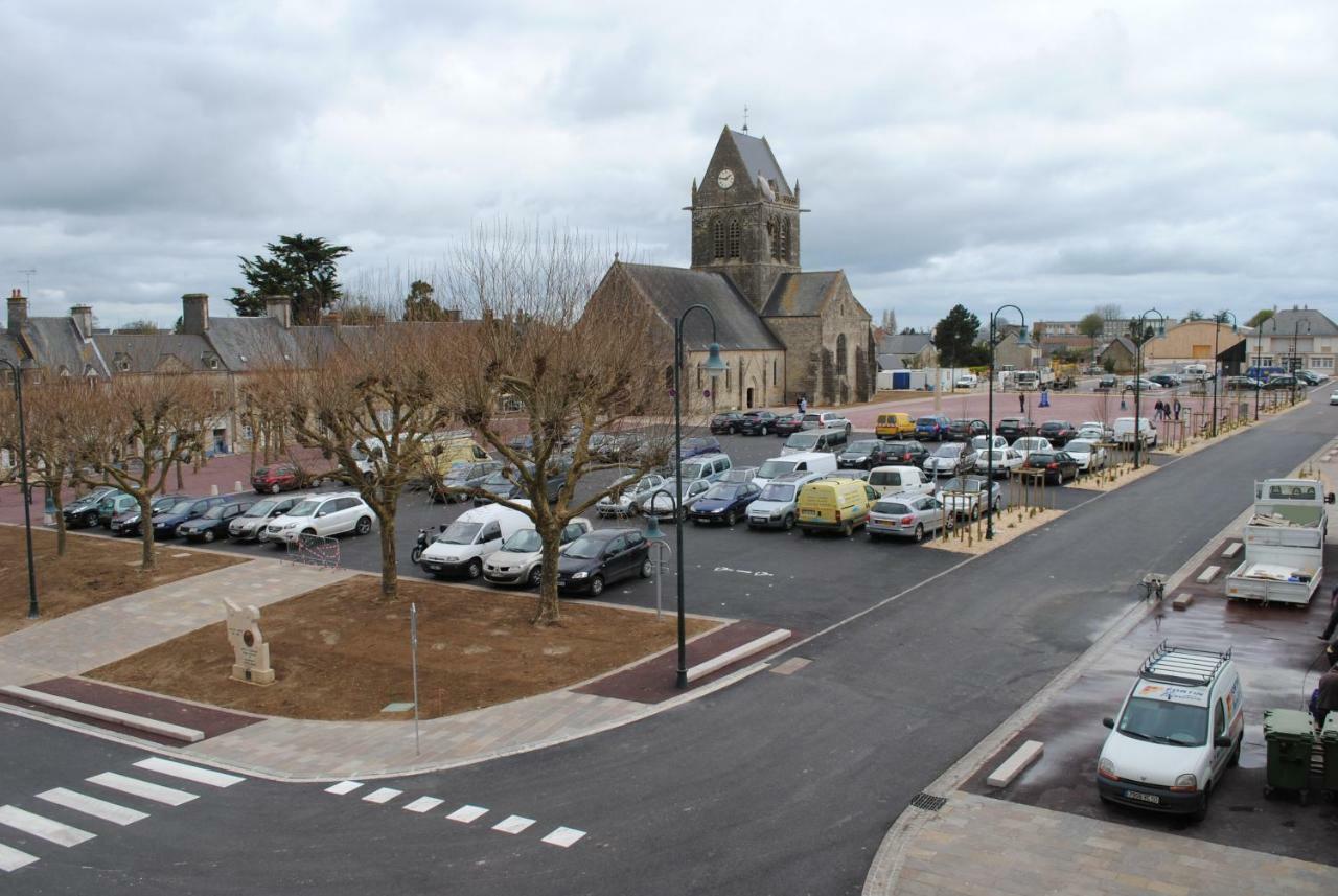 Gite le Sainte Mère Eglise Extérieur photo